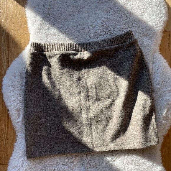 NWT New Zara fall/winter mini skirt - Picture 4 of 4